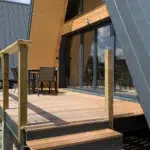 les Atypiques chalets. Chalet insolite Aslan à Gerardmer. Terrasse, Spa avec balnéothérapie et sauna